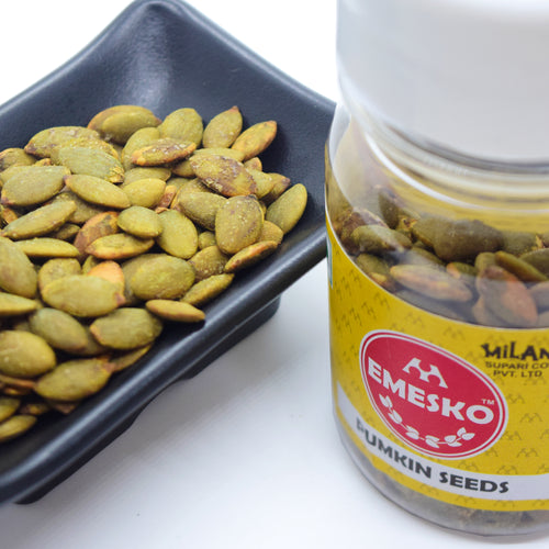 Milan Pumpkin Seeds (Emesko) - 1 Bottle - Salted & Roasted - Delicious Evening Snack (Featured Product Image)